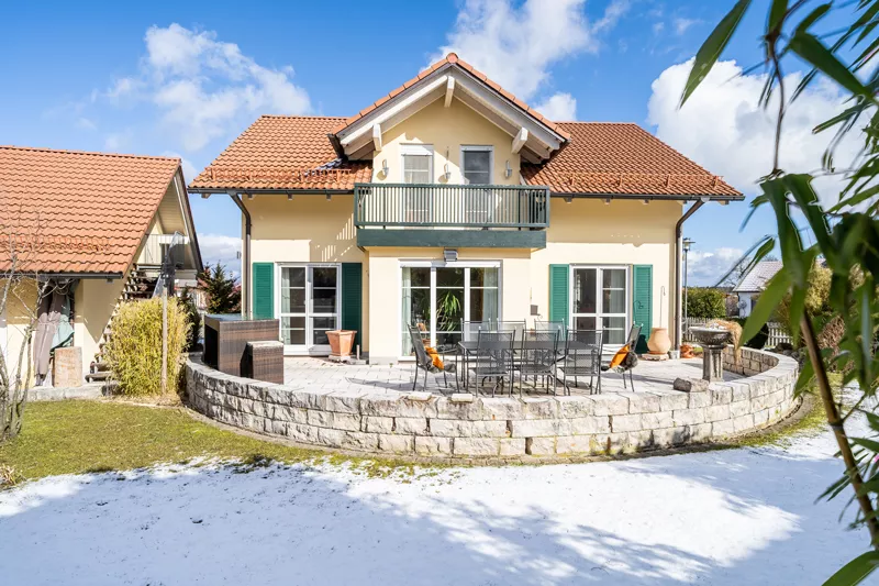 Einfamilienhaus mit stillem Gartenparadies